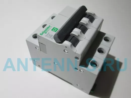 АВТ. ВЫКЛ. EASY 9 3П 40А С 4,5кА 400В =S= EZ9F34340 "SCHNEIDER ELECTRIC"